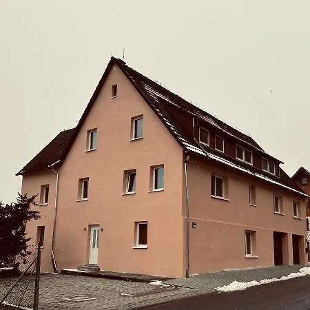 Mit Schoener Aussicht Und Mit Balkon Bis Zu 5 Personen In Lossburg, Schwarzwald Διαμέρισμα